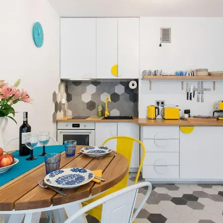 아파트 **design & Center Apartment** *